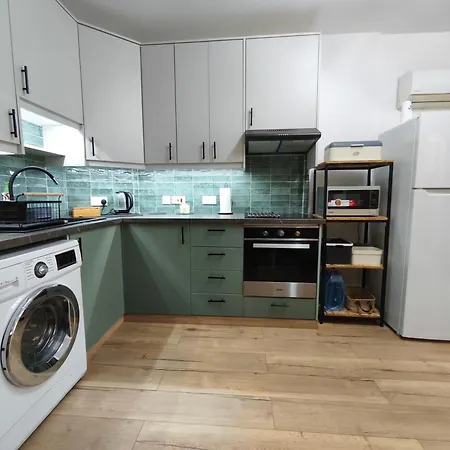 Apartament Renovated 2br Near Mackenzie - New Sunrise 105 *